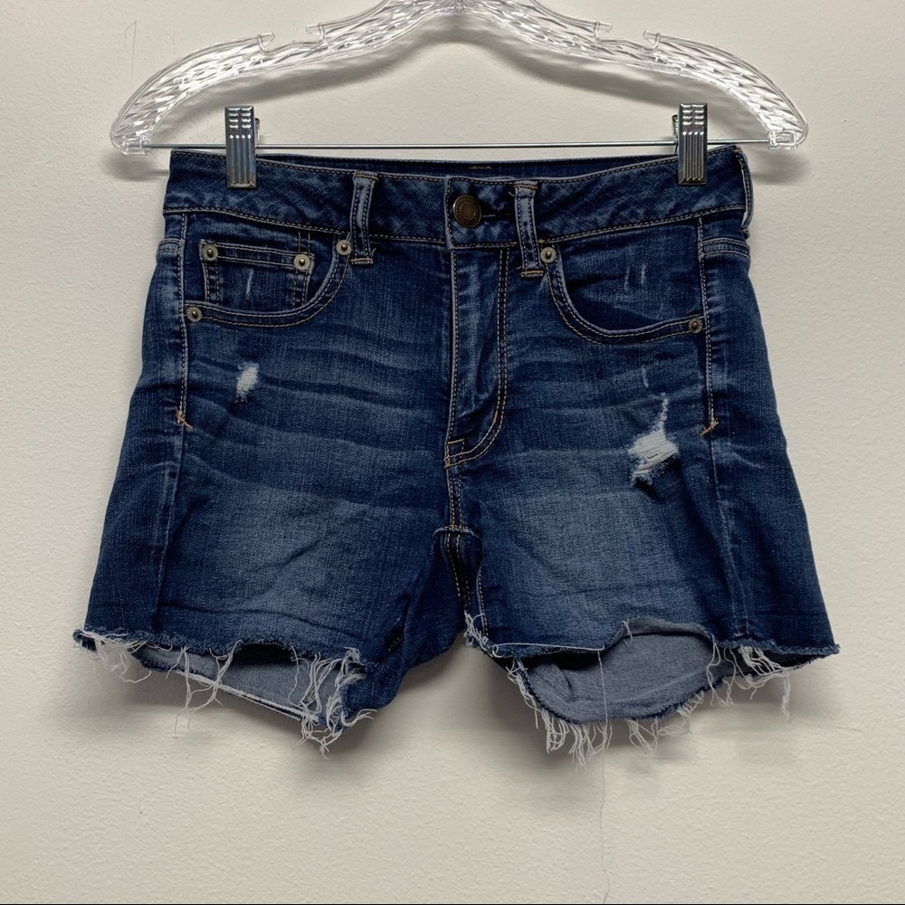 AMERICAN EAGLE Womens Size 2 Distressed SUPER STRETCH Jean Shorts